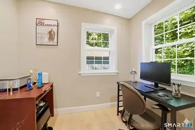 112 Hedgehog Lane, Simsbury, CT 06092 - Photo 11