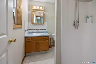 8 Plank Rd, Prospect, CT 06712 - Photo 15