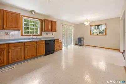 8 Plank Road, Prospect, CT 06712 - Photo 9