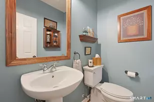 34 Foxglove Cir, Haddam, CT 06441 - Photo 19