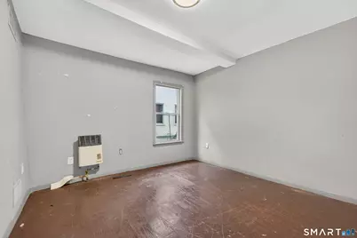 187 Broad Street, Norwich, CT 06360 - Photo 27