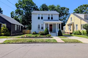 38 Deerfield St, East Haven, CT 06512 - Photo 3
