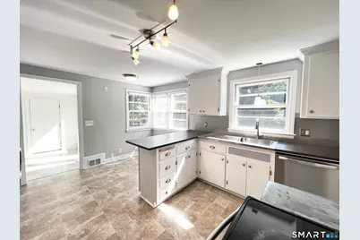 1360 Main Street, Glastonbury, CT 06033 - Photo 5