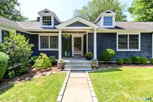 64 E Hunting Ridge Rd, Stamford, CT 06903 - Photo 3