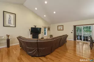 16 Crystal Brook Rd, Wolcott, CT 06716 - Photo 7