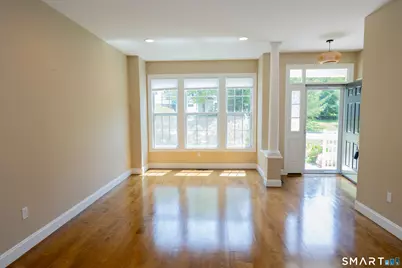 19 Orwich Court #19, Danbury, CT 06810 - Photo 5