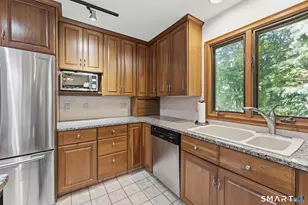 22 Devonshire Dr, Ledyard, CT 06335 - Photo 11