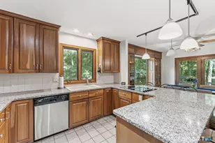 22 Devonshire Dr, Ledyard, CT 06335 - Photo 15