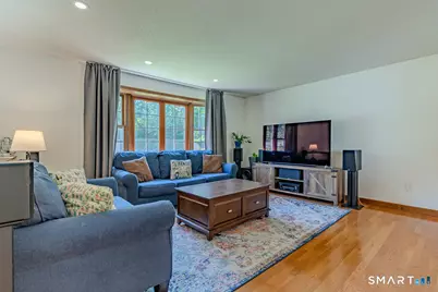 5 Urban Lane, Newington, CT 06111 - Photo 7