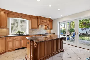 84 Hobson St, Stamford, CT 06902 - Photo 7