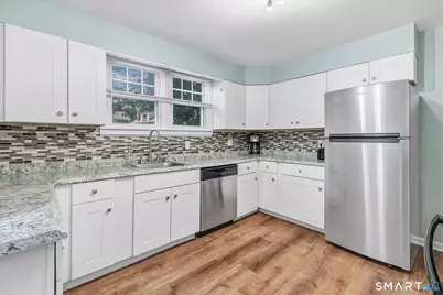 40 Highview Avenue, West Haven, CT 06516 - Photo 23