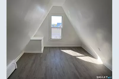 26 Prospect Street #10, New London, CT 06320 - Photo 7
