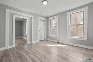 23 Wall St, Waterbury, CT 06705 - Photo 3
