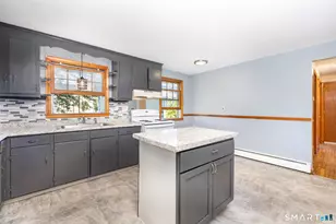 257 Hillside Ave, Hartford, CT 06106 - Photo 7
