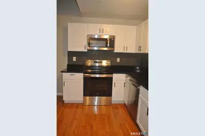 680 Boston Post Road #26, Milford, CT 06460 - Photo 3