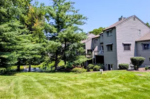 6 Ledgewood Dr, Brookfield, CT 06804 - Photo 3
