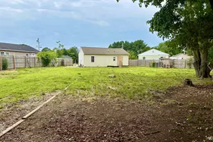 16 Utica Ct, Groton, CT 06340 - Photo 1