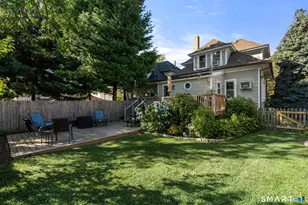 247 Harborview Ave, Bridgeport, CT 06605 - Photo 17