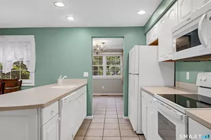 69 Mattabasset Dr, Meriden, CT 06450 - Photo 5