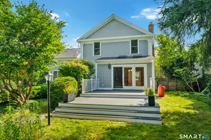 41 Ocean View Ave, Groton, CT 06355 - Photo 3
