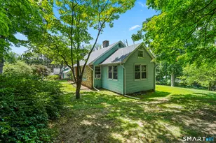 27 Bevin Blvd, East Hampton, CT 06424 - Photo 3