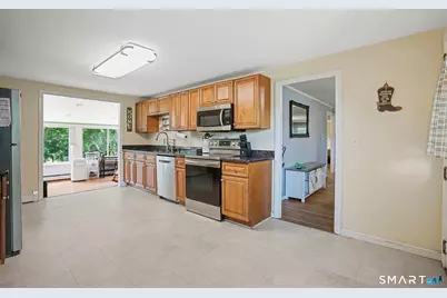 27 Bevin Boulevard, East Hampton, CT 06424 - Photo 7