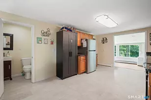 27 Bevin Blvd, East Hampton, CT 06424 - Photo 9
