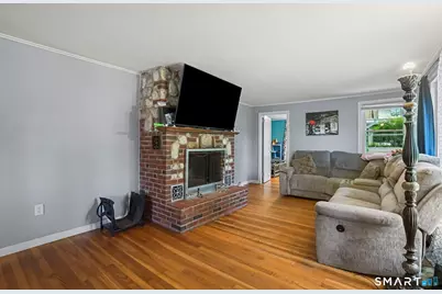 27 Bevin Boulevard, East Hampton, CT 06424 - Photo 19