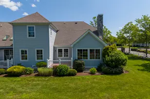 101 Sunrise Hill Cir, Orange, CT 06477 - Photo 7