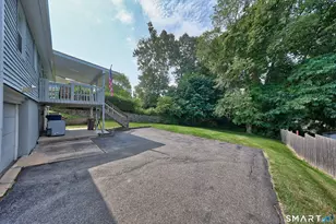 81 Alberta St, Waterbury, CT 06708 - Photo 31