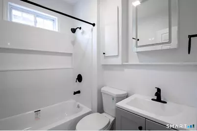 2879 Fairfield Avenue #2, Bridgeport, CT 06605 - Photo 11