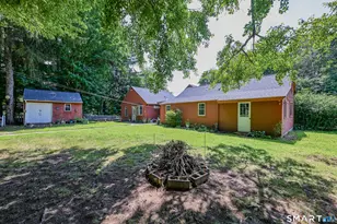463 Pearl Lake Rd, Waterbury, CT 06706 - Photo 5
