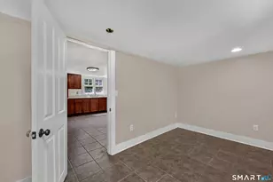 463 Pearl Lake Rd, Waterbury, CT 06706 - Photo 27