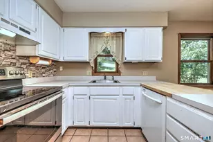 8 Brookview Ln, New Milford, CT 06776 - Photo 13