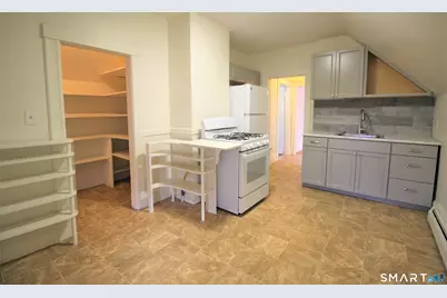 19 Nesbit Avenue #3rd Floor, West Hartford, CT 06119 - Photo 15