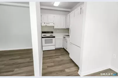 1310 Berlin Turnpike #108, Wethersfield, CT 06109 - Photo 5
