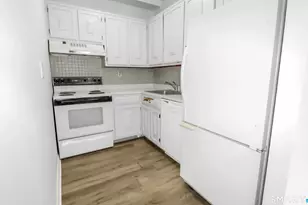 1310 Berlin Tpke, Wethersfield, CT 06109 - Photo 9