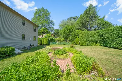 34 Aloha Drive, Enfield, CT 06082 - Photo 37