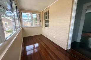 32 Hadley St, Bridgeport, CT 06610 - Photo 17