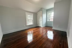 32 Hadley St, Bridgeport, CT 06610 - Photo 11