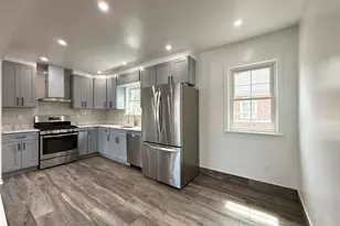 32 Hadley St, Bridgeport, CT 06610 - Photo 5