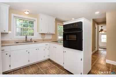 114 Fuller Drive, West Hartford, CT 06117 - Photo 9