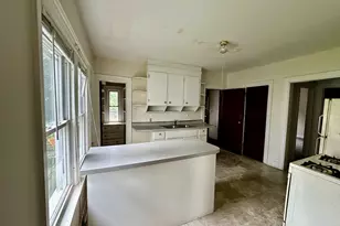 167 Shuttle Meadow Ave, New Britain, CT 06052 - Photo 9