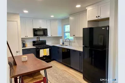 14 Stonegate Drive, Branford, CT 06405 - Photo 5