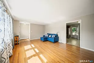 154 Parklawn Dr, Waterbury, CT 06708 - Photo 5