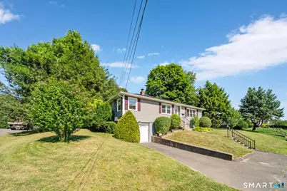 154 Parklawn Drive, Waterbury, CT 06708 - Photo 3