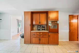 154 Parklawn Dr, Waterbury, CT 06708 - Photo 13
