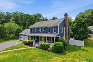 7 Goundry Dr, Waterford, CT 06385 - Photo 1