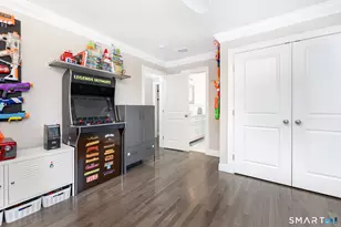 63 Chester St, Milford, CT 06460 - Photo 17