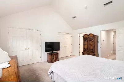 180 Turn Of River Road #1B, Stamford, CT 06905 - Photo 15